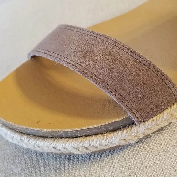 Lucky Brand Gadine Leather Jute Sandals - Picture 9 of 14